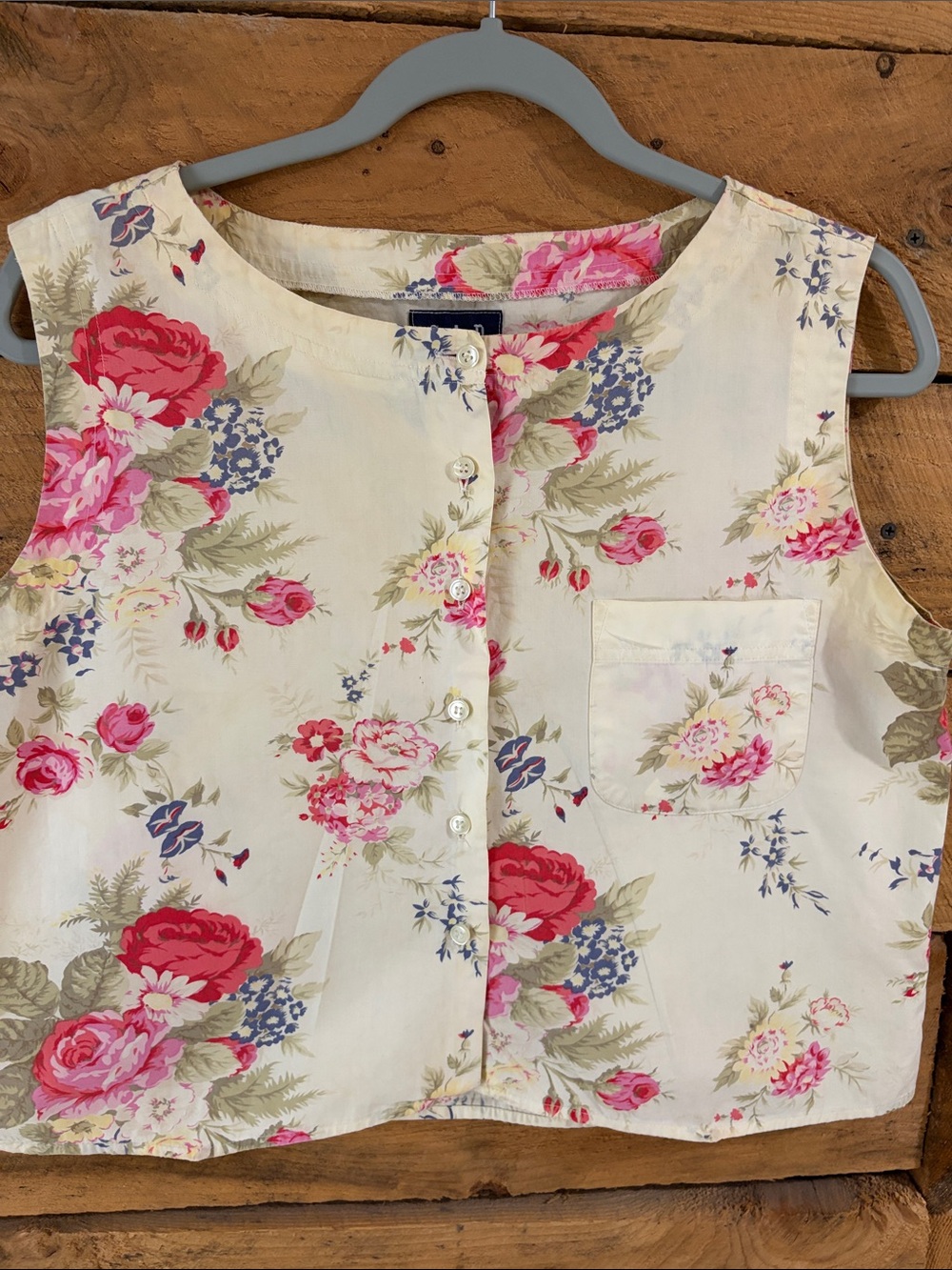 GAP Floral Button-Front Tank Top - Cream, Pink & Red